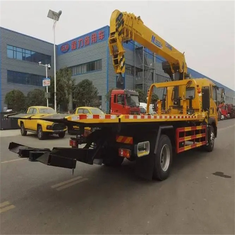 五峰附近小随车吊出租电话，轻松解决搬运烦恼