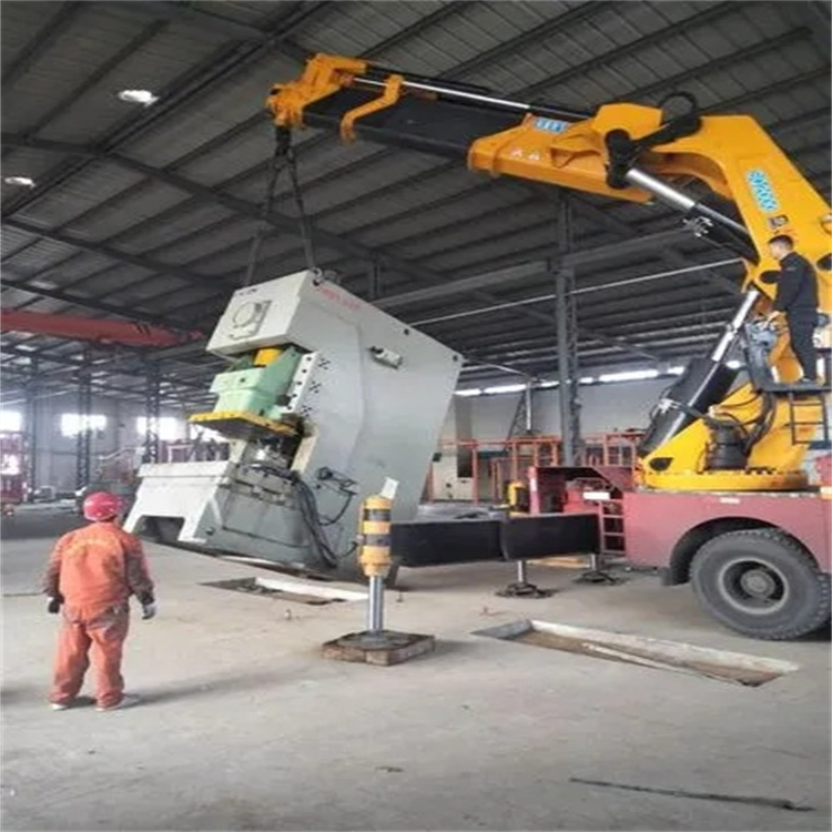 五峰80吨折臂吊车出租附近电话